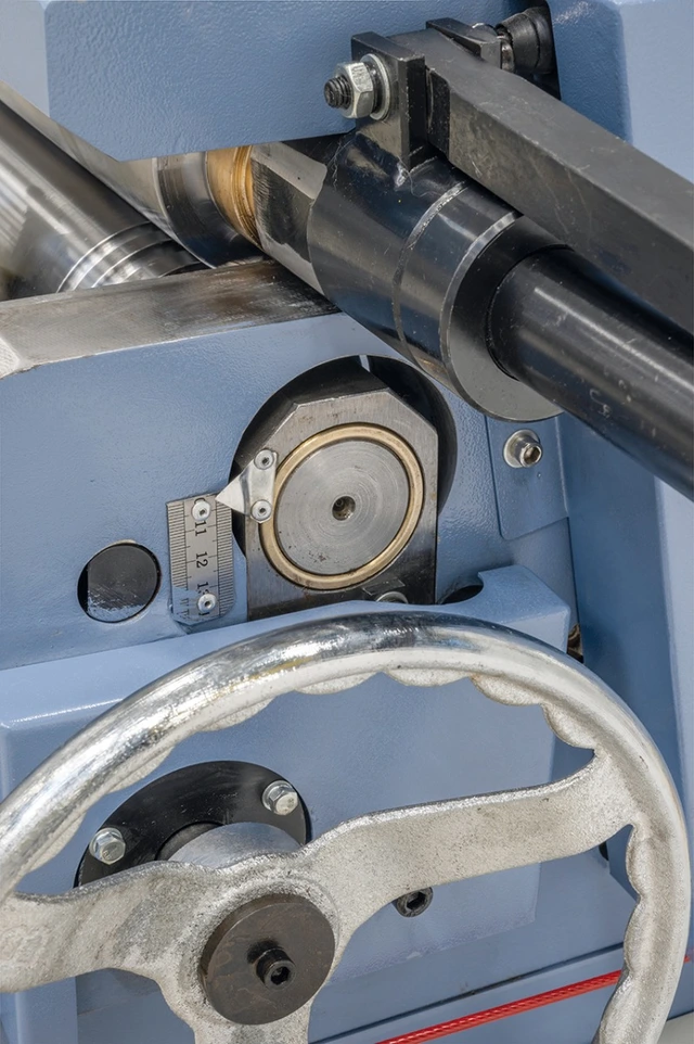 MRC 1300 - 2,5 MD Motorisert valse Bernardo 