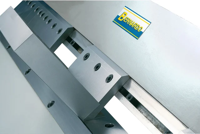 TB 1500 Manuell segmentknekke Bernardo 