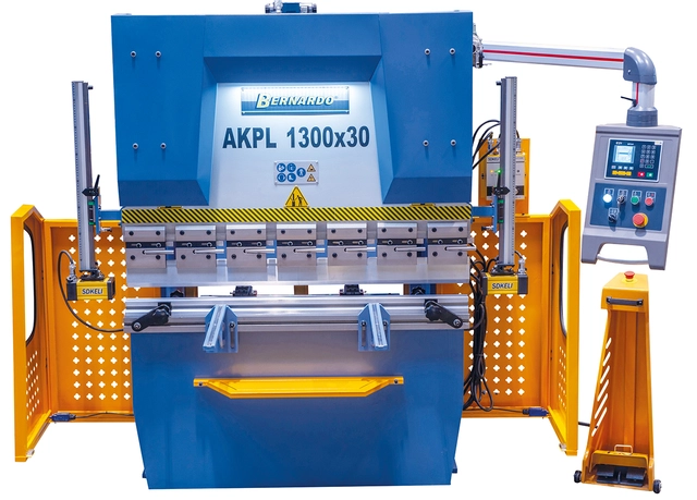 AKPL 1300 x 30 Hydraulisk kantpresse Bernardo 