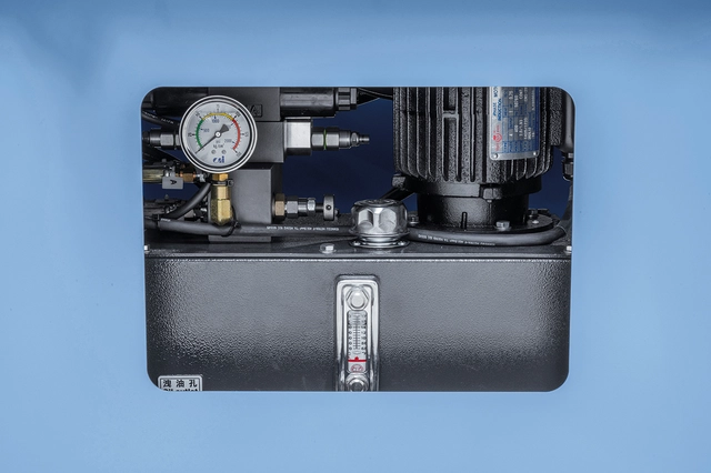 MBS 600 DGA-V 3x400V Dobbel gjærbåndsag Semiautomatisk, Bernardo 