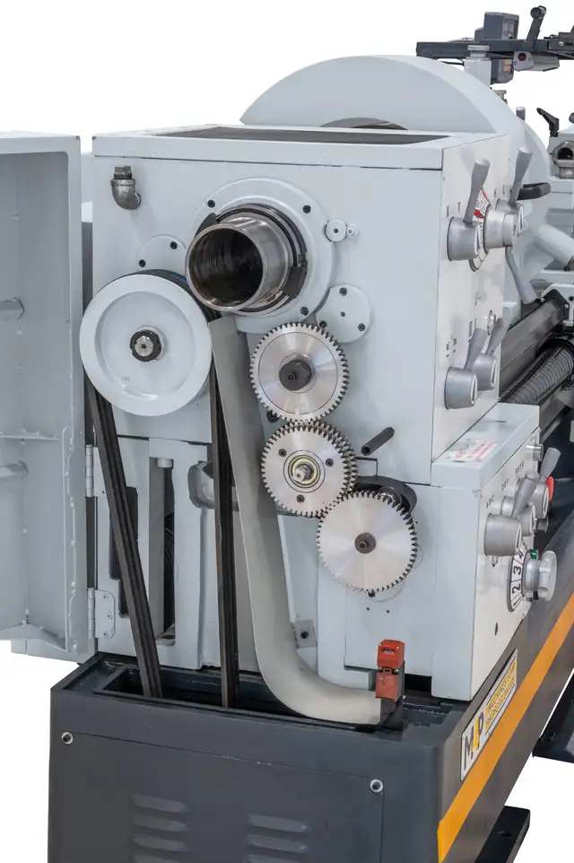 Dreiebenk TL 560 x 2000 D M4P 