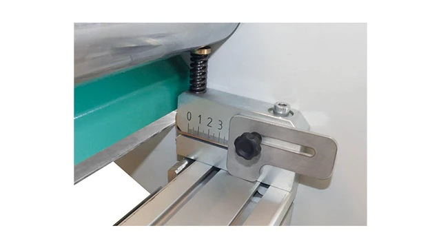 SDS1000P 1020 mm Pneumatisk hullstanse 6 hull Ø3,2 mm, ny modell, Jouanel 