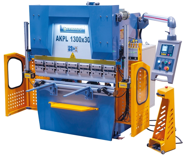 AKPL 1300 x 30 Hydraulisk kantpresse Bernardo 