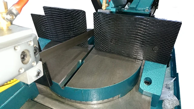 SCANTOOL 280 GSHE Båndsag for metall 