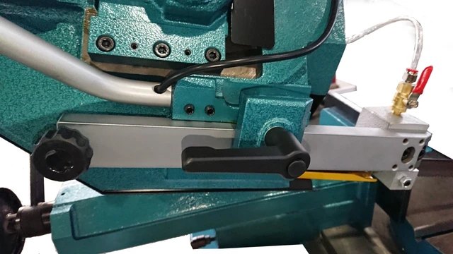 SCANTOOL 280 GSHE Båndsag for metall 