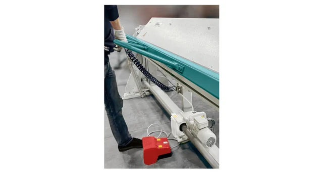 2040 x 1,2 mm Pneumatisk foldemaskin Med elektrisk oververktøy, Jouanel 