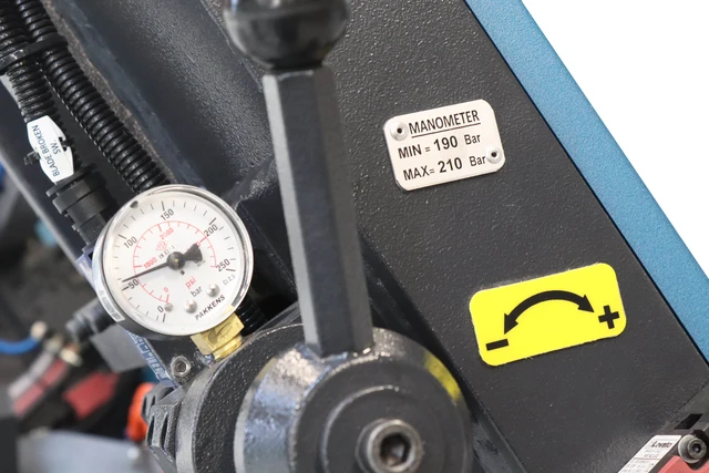 BE 320E AUTO Metallbåndsag SCANTOOL 