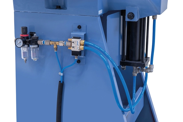 AK 130 PT Pneumatisk hjørnestanse Bernardo 