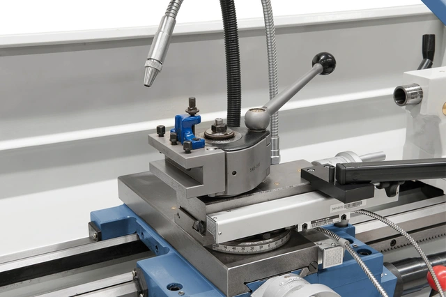 Standard 165 V-Top Dreiebenk med digital Bernardo 