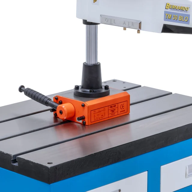 TM 30 BLO / R 1700 Elektrisk gjengearm Bernardo 