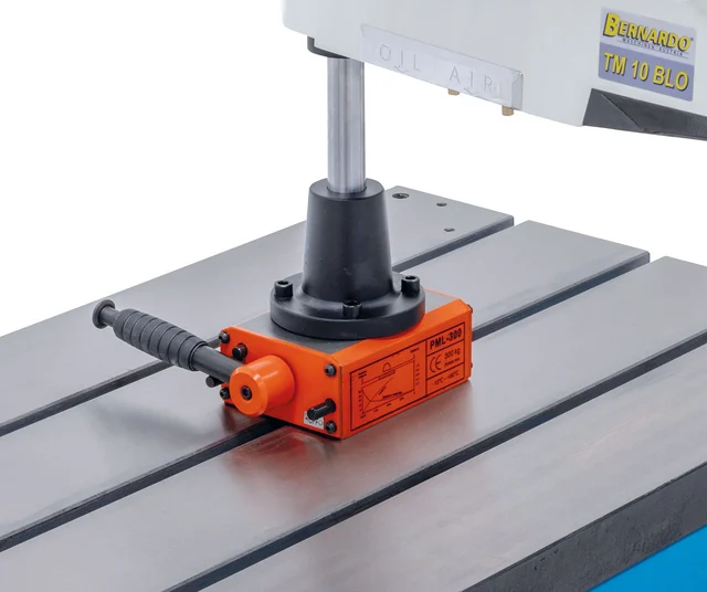 TM 10 BLO / R 1500 Elektrisk gjengearm Bernardo 