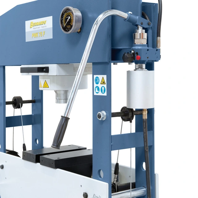 PWK 75 F Pneumatisk Presse Bernardo 
