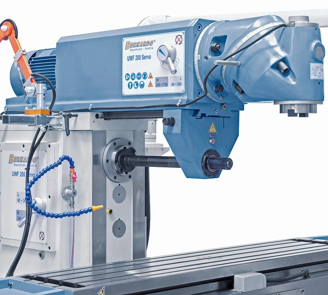 UWF 200 Servo universalfres Bernardo 