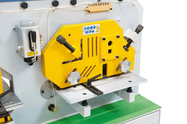 HPS-45 Hydraulisk profiljernsaks Bernardo 