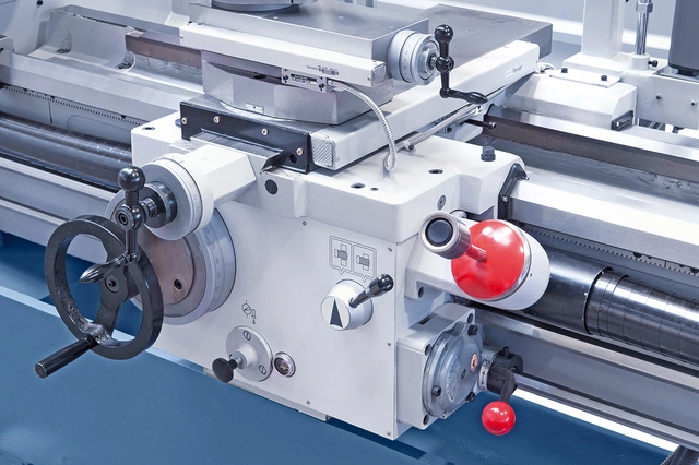 Titan 560 x 2000 Pro Vario Dreiebenk Bernardo 