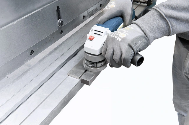 KFM 140 Fugemaskin Bernardo 