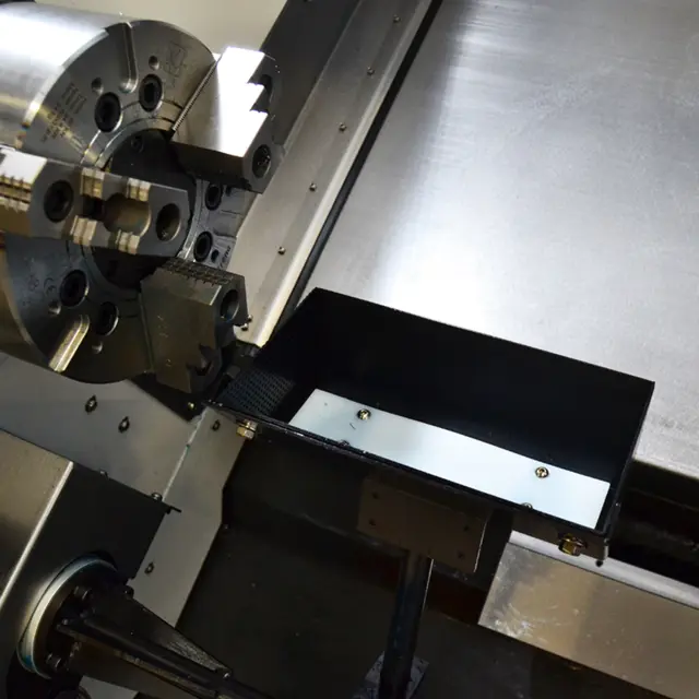 Tornado SL40 2-akse dreiesenter 750x950, Colchester 