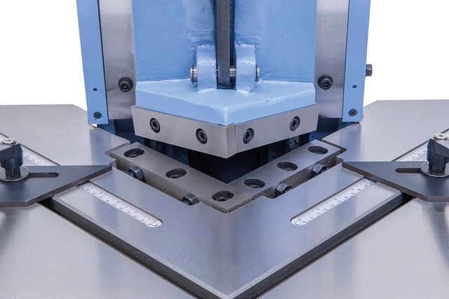 AK 130 PT Pneumatisk hjørnestanse Bernardo 