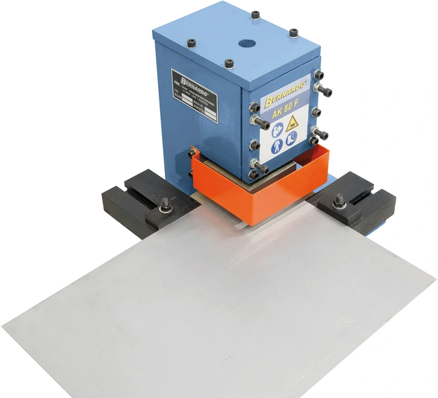 AK 80 F Manuell stanse Bernardo 