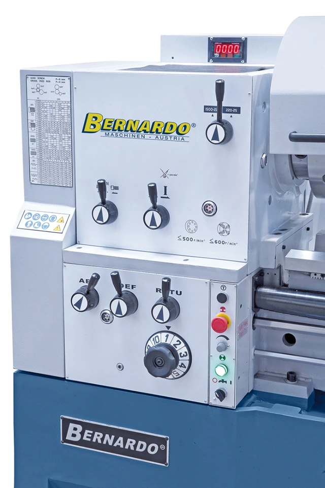 Titan 560 x 3000 Pro Vario Dreiebenk Bernardo 