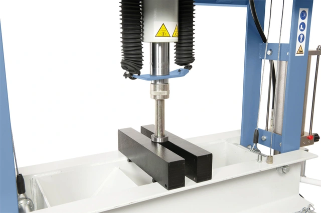 PWK 45 F Pneumatisk Presse Bernardo 