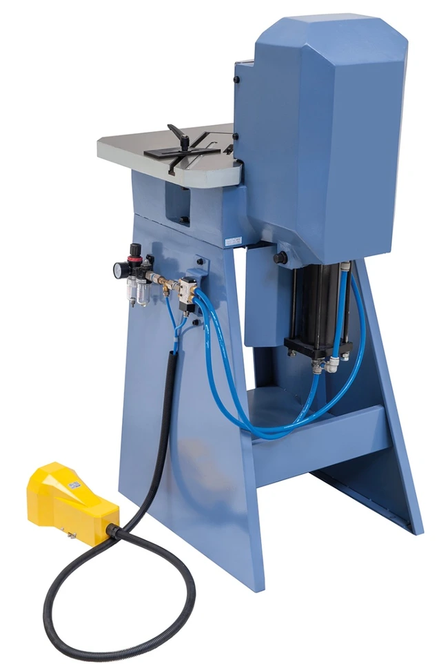 AK 130 PT Pneumatisk hjørnestanse Bernardo 