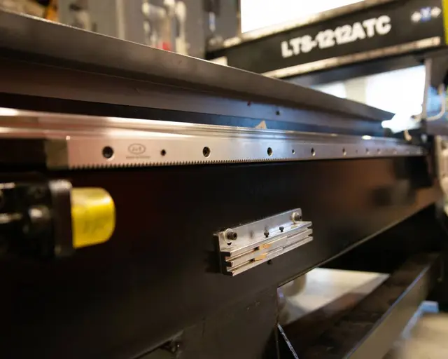 cp1212 ATC 3-akse CNC-router Med verktøyveksler, cncPro 