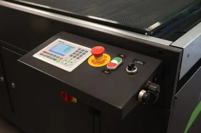 Laser Plotter FlatBed 1600x2500 Seron 