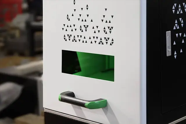 Fiber Compact Lasermerkemaskin Seron 